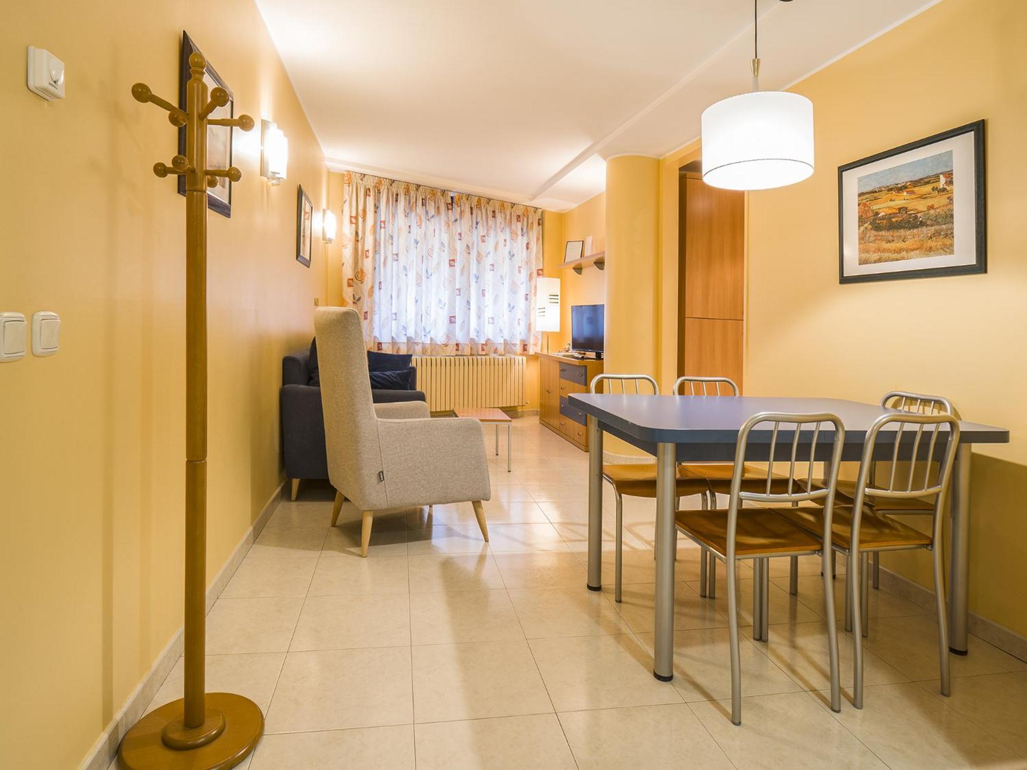 Apartaments Del Meligar Ενκάμπ Δωμάτιο φωτογραφία